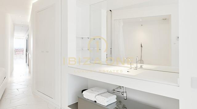 Appartement de luxe de 2 chambres dans l'immeuble exclusif Las Boas à vendre, Ibiza - Appartement de luxe de 2 chambres dans l'immeuble exclusif Las Boas à louer, Ibiza