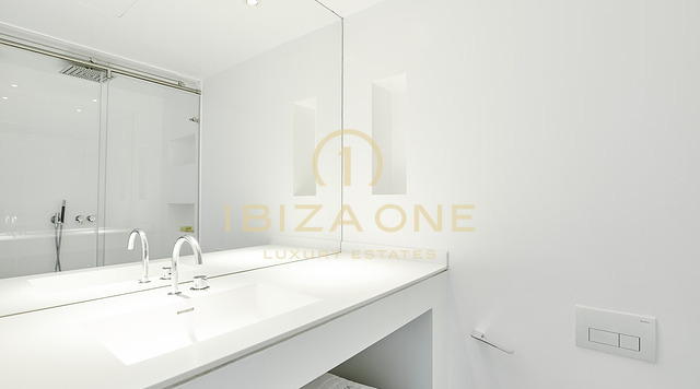 Lussuoso appartamento con 2 camere da letto nell'esclusivo edificio Las Boas in vendita, Ibiza - Lussuoso appartamento con 2 camere da letto nell'esclusivo edificio Las Boas in affitto, Ibiza