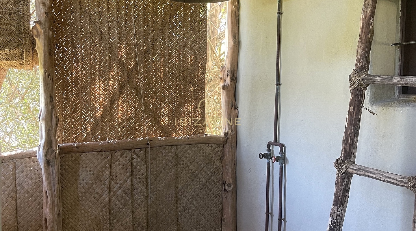 Originele luxe boerderij op een idyllische locatie te koop, Ibiza