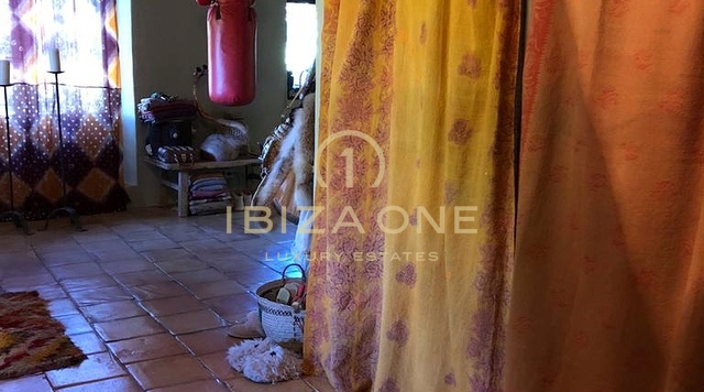 Ursprüngliches Luxus-Bauernhaus in idyllischer Lage zu verkaufen, Ibiza