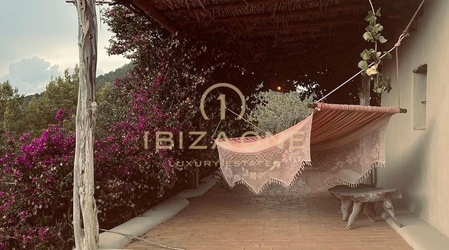 Casale di lusso originale in posizione idilliaca in vendita, Ibiza