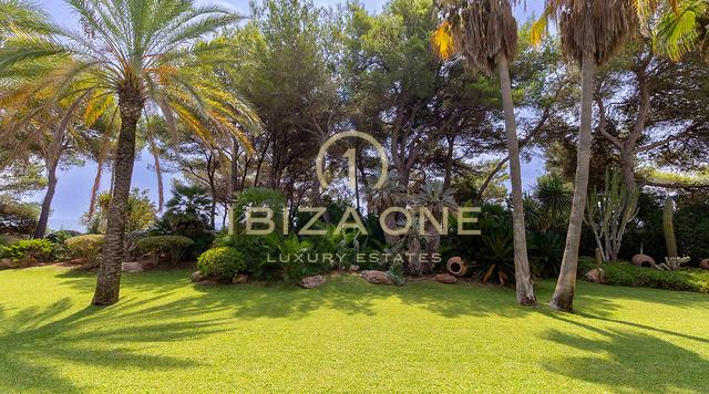 First line sea luxury villa with Blakstad renovation project and gigantic pool for sale , Ibiza - steps to the beach and the sea