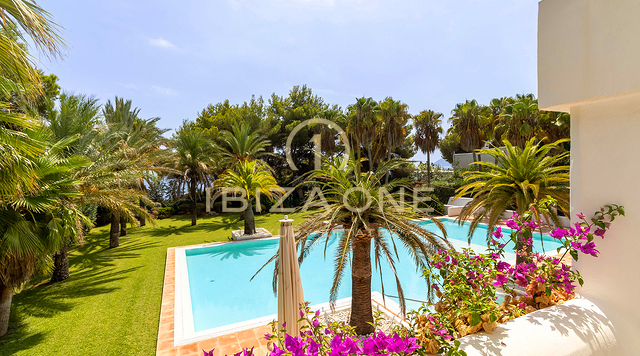 First line sea luxury villa with Blakstad renovation project and gigantic pool for sale , Ibiza - steps to the beach and the sea