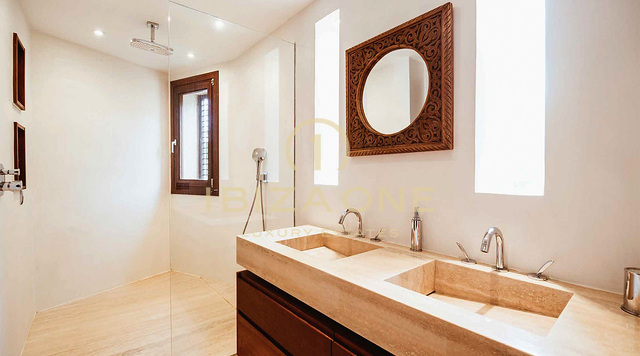 Luxe droomhuis met adembenemend uitzicht over de oceaan te huur, Ibiza
