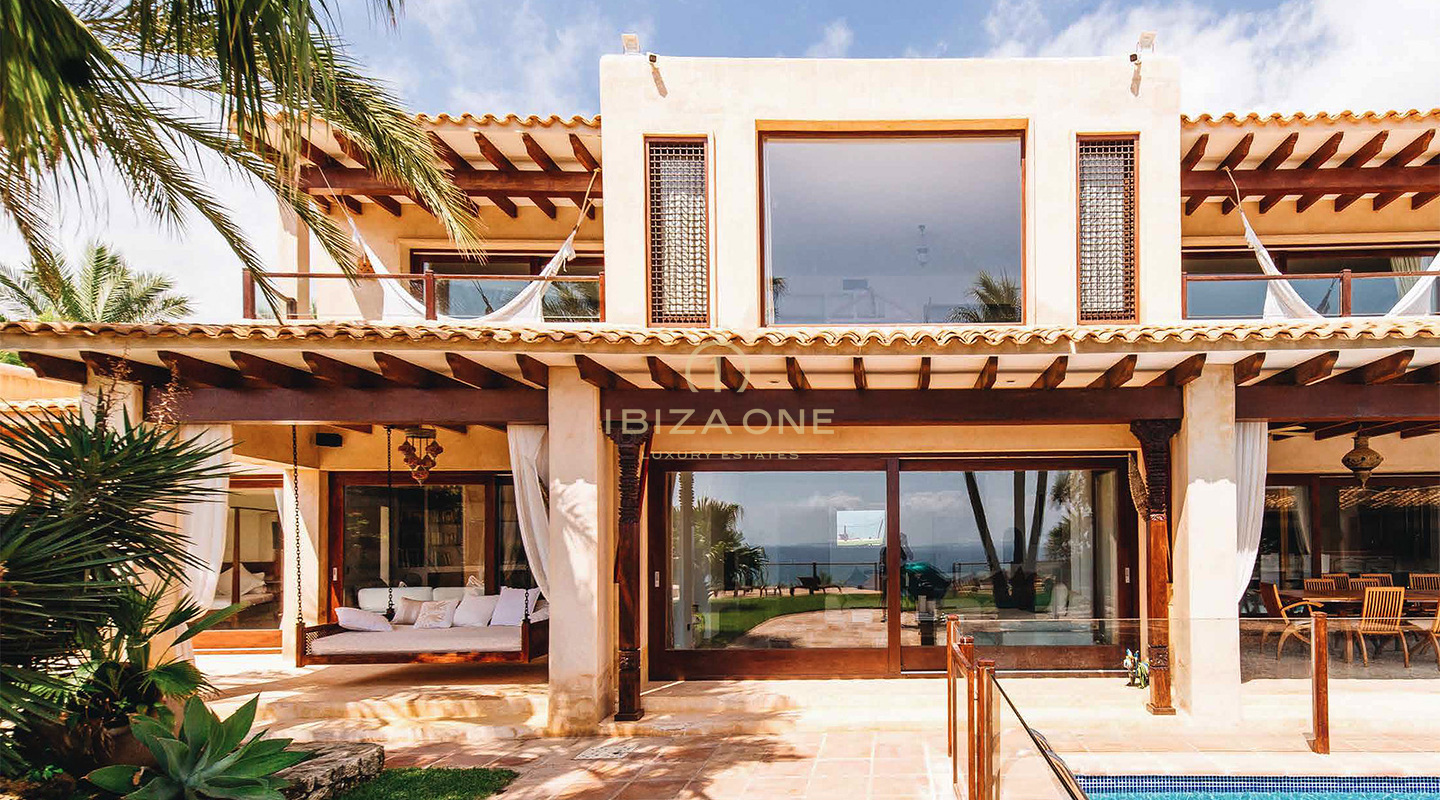 Luxe droomhuis met adembenemend uitzicht over de oceaan te huur, Ibiza