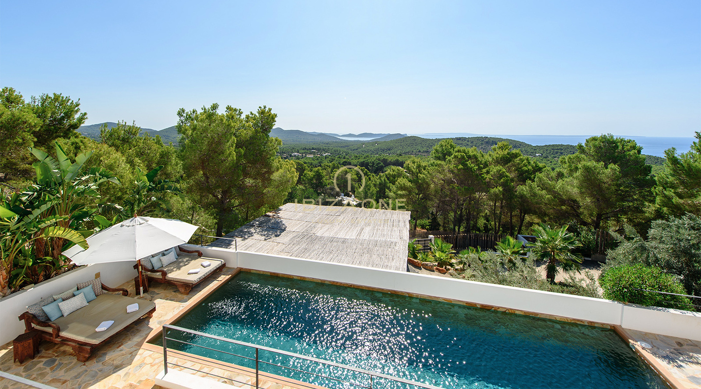 Moderna villa di lusso con 5 camere da letto e licenza di affitto in vendita, Ibiza