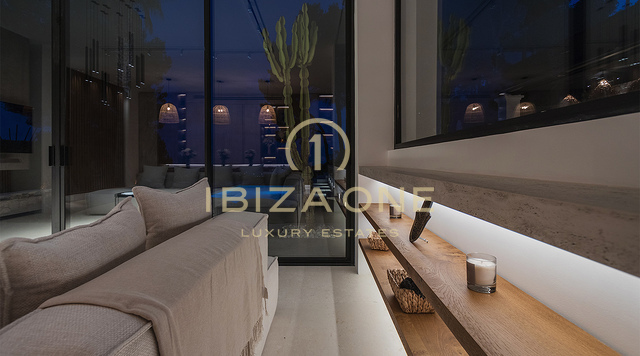Villa moderna di lusso contemporanea a Ibiza con spettacolare vista sul mare e sulla campagna in vendita, Ibiza
