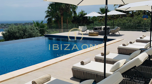 Villa di lusso ultra moderna con vista esclusiva sul mare nella posizione privilegiata di Vista Alegre in affitto, Ibiza