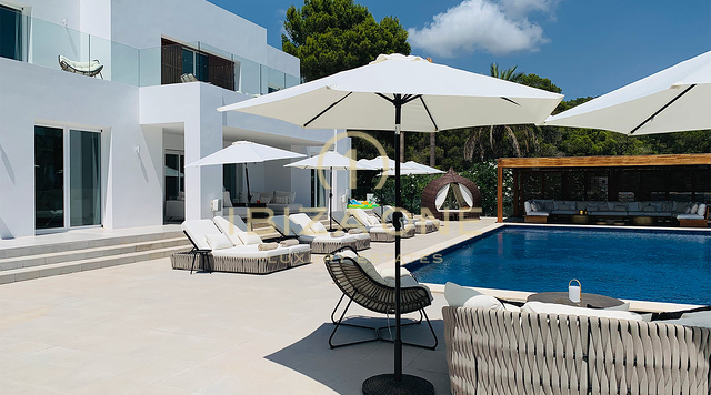Villa di lusso ultra moderna con vista esclusiva sul mare nella posizione privilegiata di Vista Alegre in affitto, Ibiza