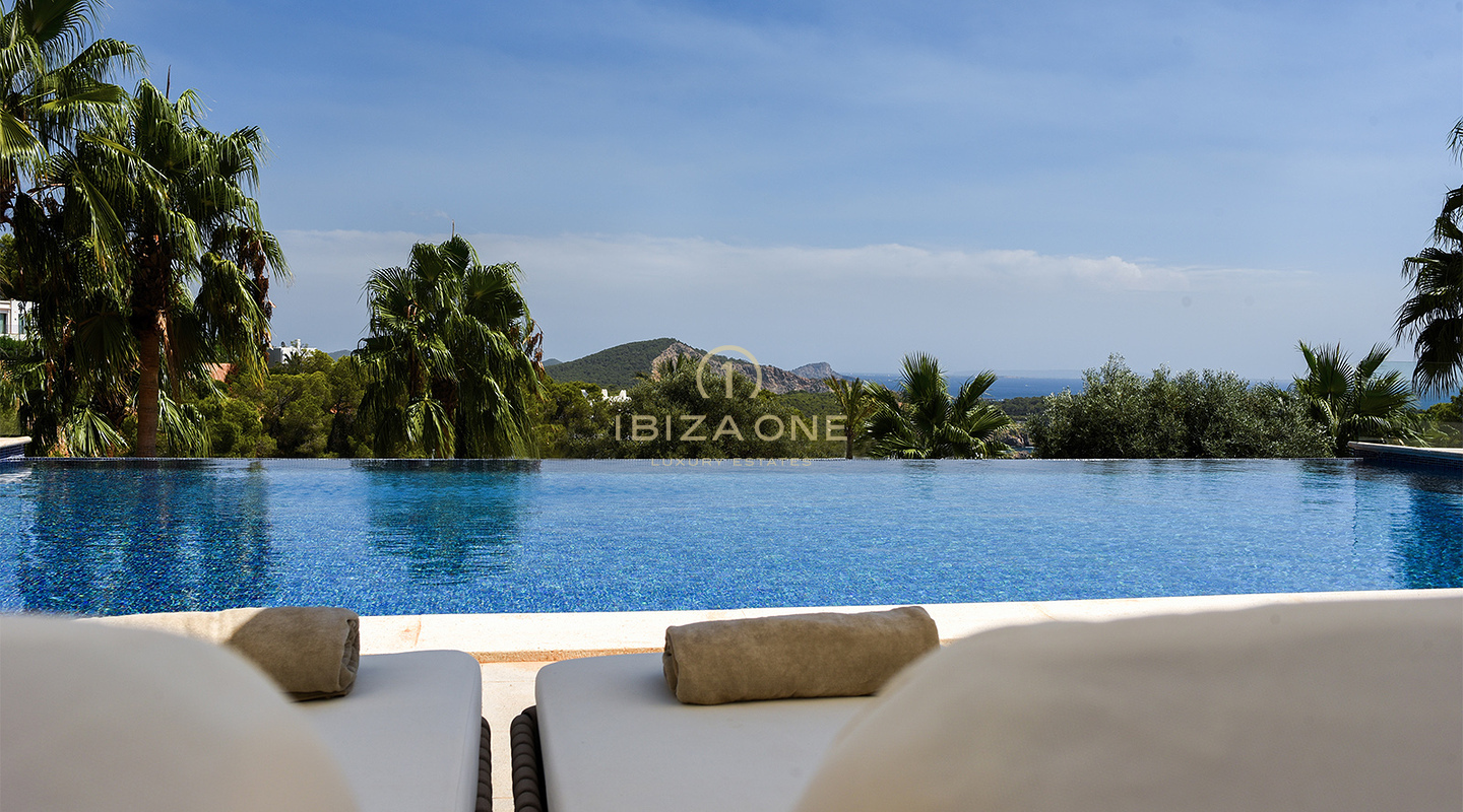 Ultramoderne luxe villa met exclusief zeezicht op toplocatie Vista Alegre te huur, Ibiza
