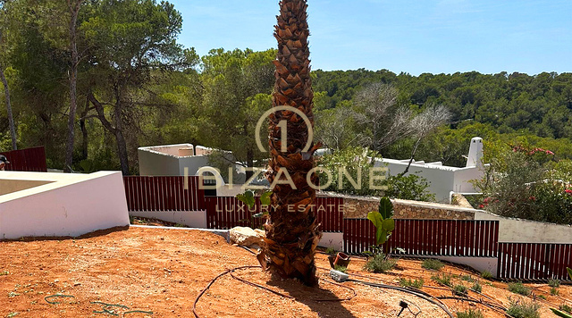 Villa de luxe moderne avec vue spectaculaire sur la mer à vendre, Ibiza