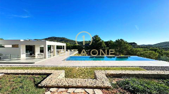 Villa de lujo y exclusiva en Ibiza en venta