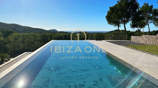 Villa de luxe et exclusive à Ibiza à vendre