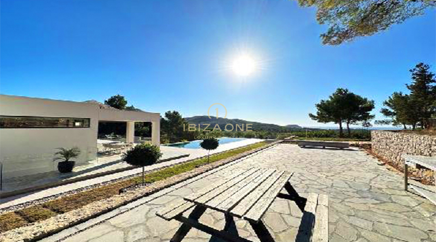 Villa de lujo y exclusiva en Ibiza en venta