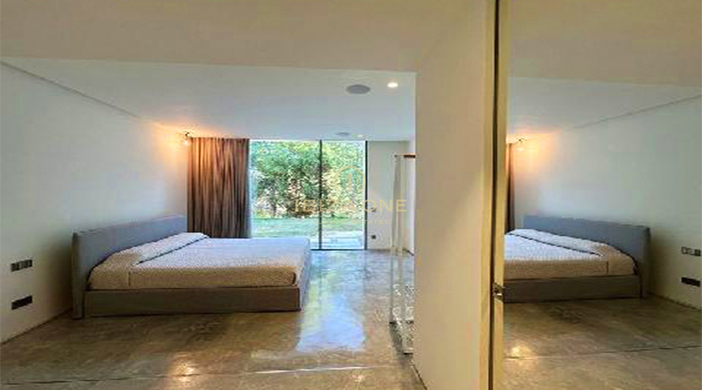 Luxury and exclusiv villa in Ibiza for sale
