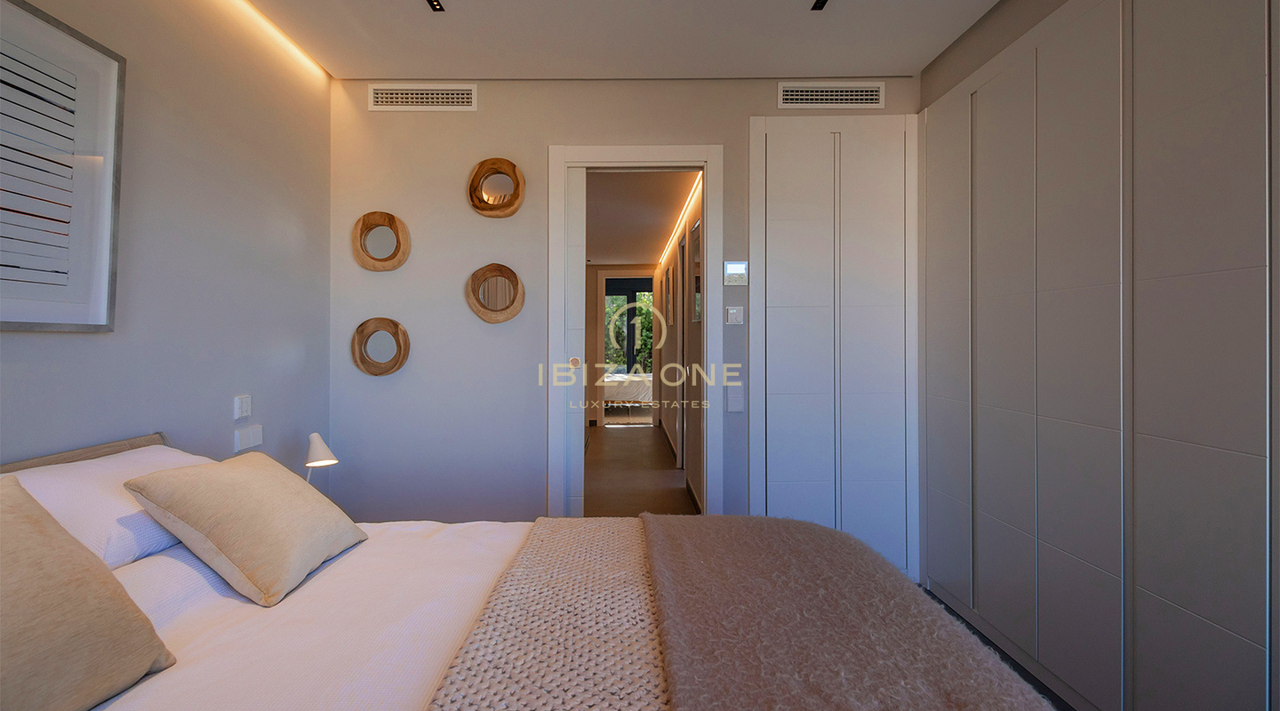 Moderna villa di lusso vicino alla spiaggia sabbiosa di Talamanca in vendita -RISERVATO