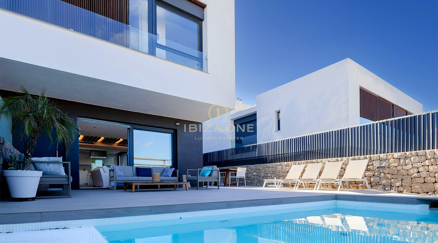 Modern luxury villa close by sandy beach Talamanca for sale -RESERVED