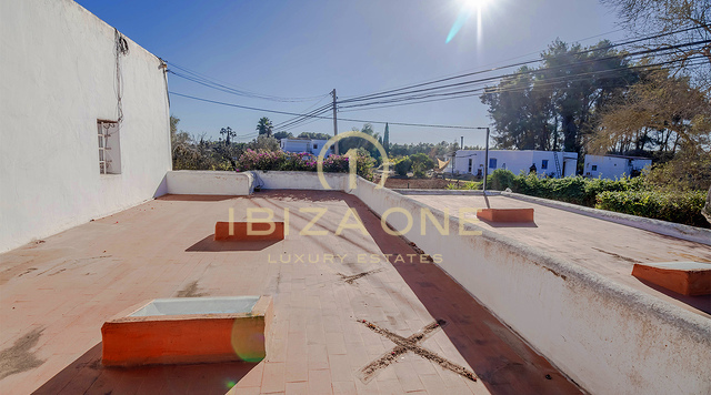 Betoverende en ruime finca uit de 20e eeuw in Santa Gertrudis te koop, Ibiza
