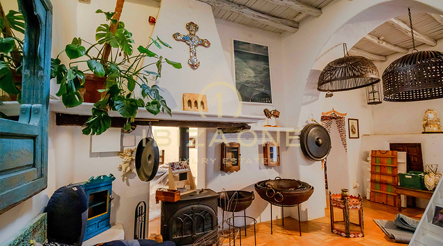 Finca enchanteresse et spacieuse des années 1900 à Santa Gertrudis à vendre, Ibiza