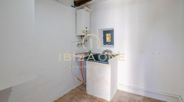 Betoverende en ruime finca uit de 20e eeuw in Santa Gertrudis te koop, Ibiza