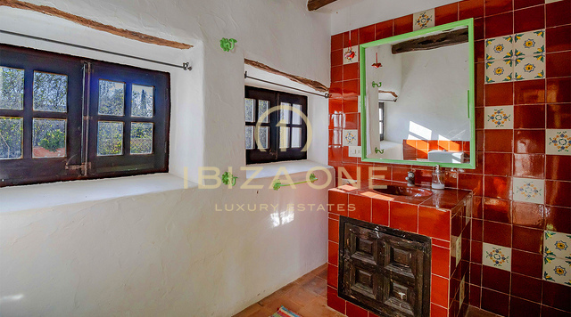 Betoverende en ruime finca uit de 20e eeuw in Santa Gertrudis te koop, Ibiza