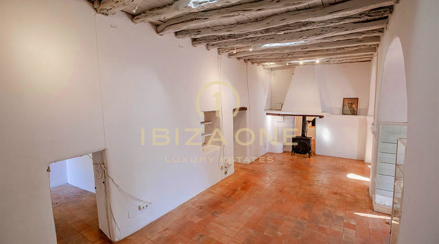 Betoverende en ruime finca uit de 20e eeuw in Santa Gertrudis te koop, Ibiza