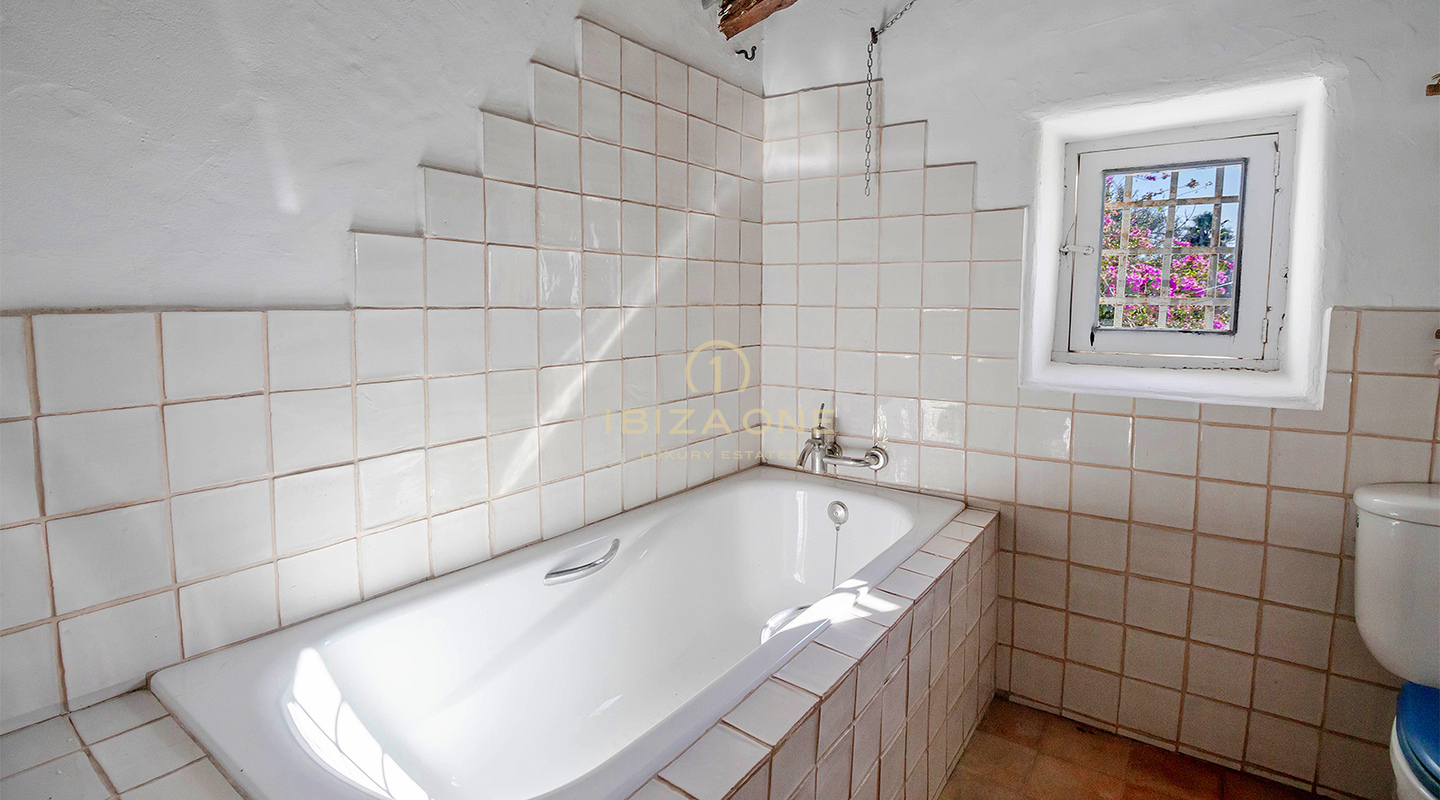 Finca enchanteresse et spacieuse des années 1900 à Santa Gertrudis à vendre, Ibiza
