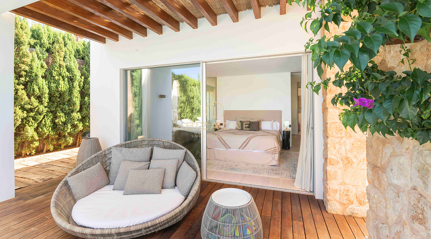 Villa de lujo con inolvidables vistas al atardecer sobre el mar en alquiler, Ibiza
