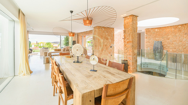 Luxe villa met onvergetelijk uitzicht op de zonsondergang over de zee te huur, Ibiza