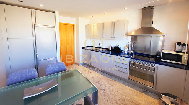 Luxury flat in the prime location and the best building at the marinas of Ibiza for sale