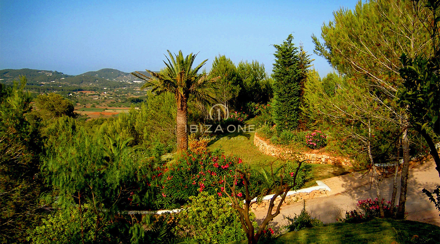 6 bedroom luxury retreat with sea and country views for rent, Ibiza