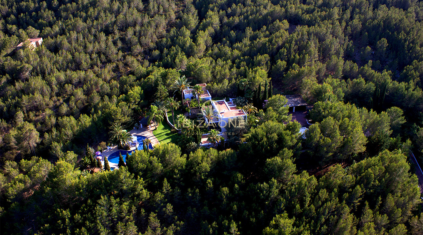 Luxe retraite met 6 slaapkamers en uitzicht op zee en het platteland te huur, Ibiza