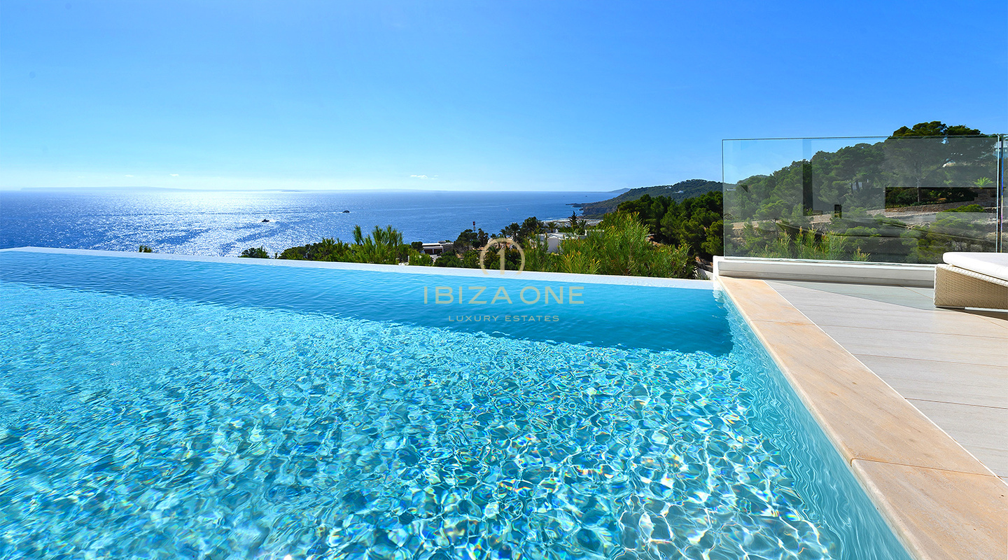 Premier Luxury Villa in Secure Luxury Community for Sale, Ibiza - Steps away from the Golf Course