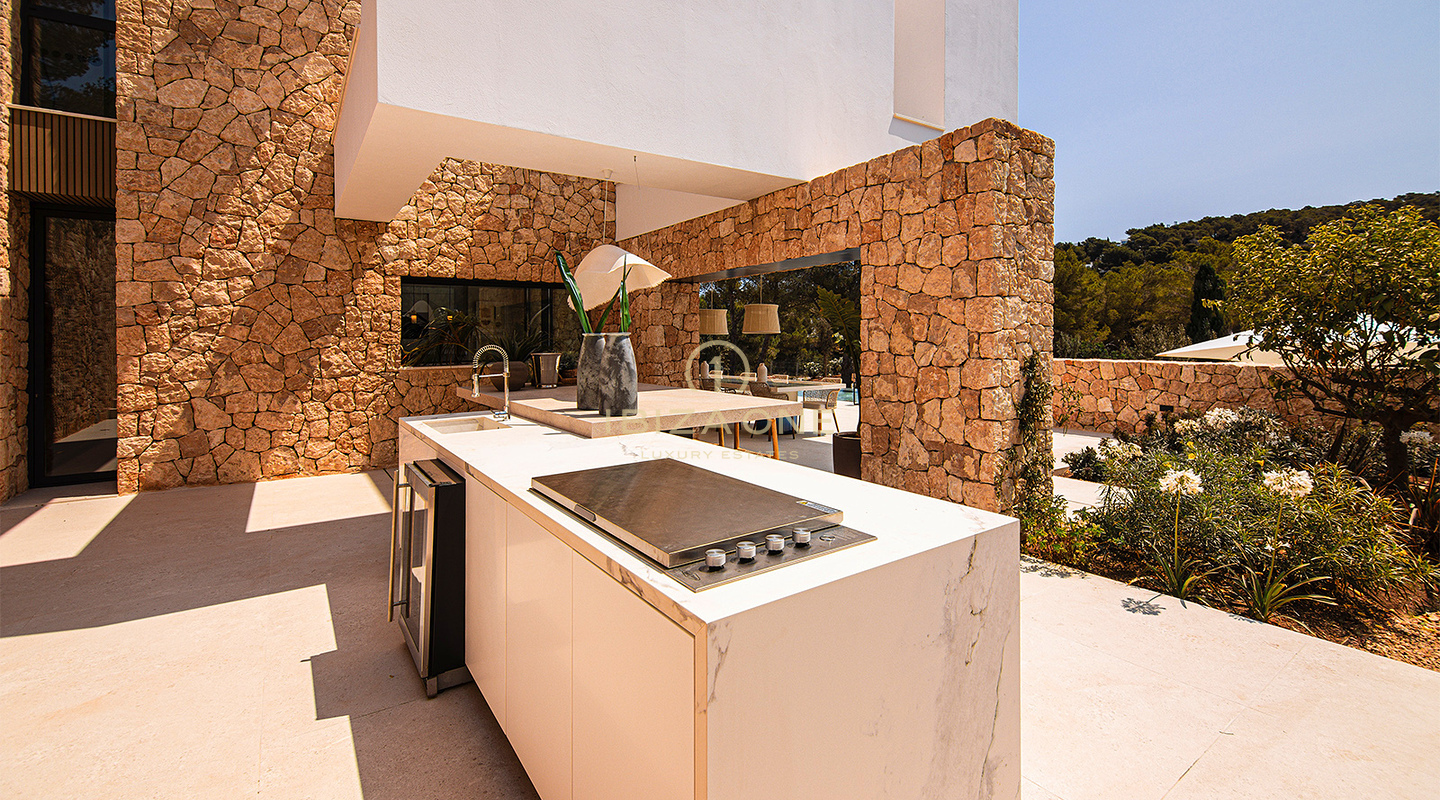 Stunning luxury Villa in Ibiza step away from the golf course for sale, Ibiza