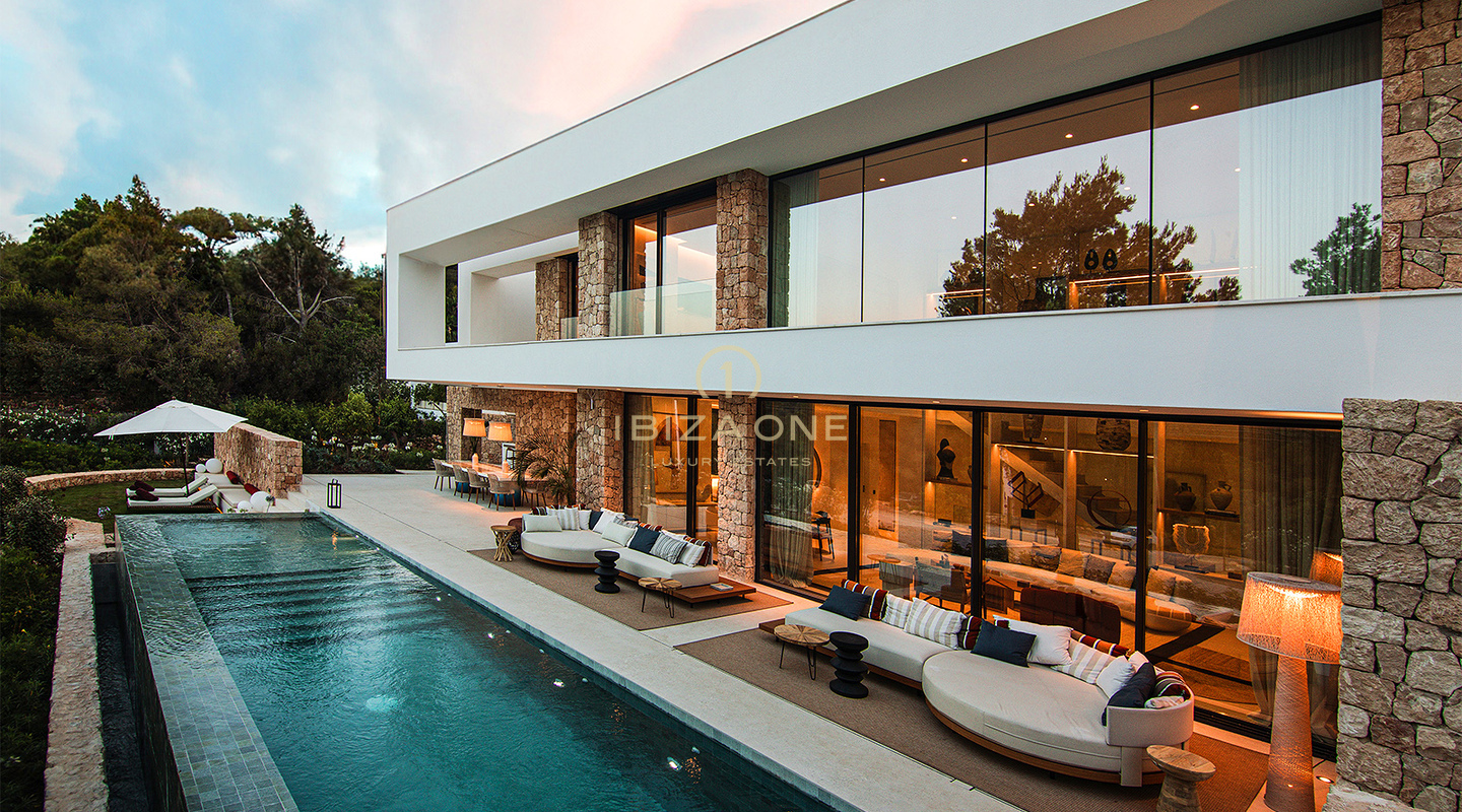 Atemberaubende Luxusvilla auf Ibiza, nur wenige Schritte vom Golfplatz entfernt, zu verkaufen, Ibiza