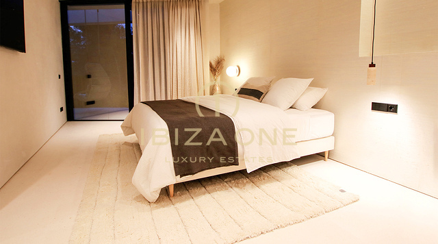 Superbe maison unifamiliale de luxe neuve nichée dans l'enclave résidentielle privée de Can Furnet à vendre, Ibiza - Superbe maison unifamiliale de luxe neuve nichée dans l'enclave résidentielle privée de Can Furnet à louer, Ibiza