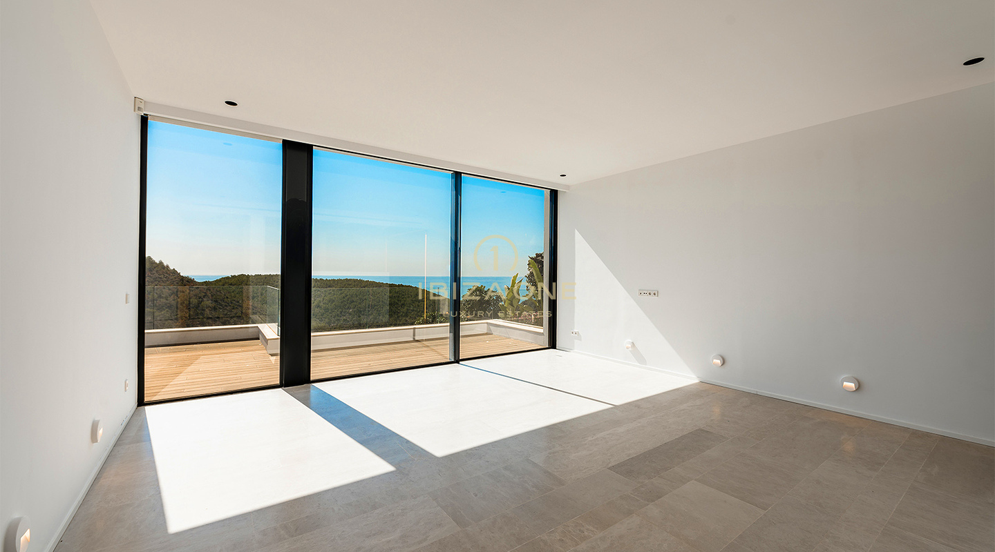 Villa di lusso di nuova costruzione, senza eguali, con viste spettacolari e un'elegante guest house in vendita, Ibiza - A pochi minuti di auto dalla spiaggia sabbiosa di Cala Olivera con il suo affascinante chiringuito