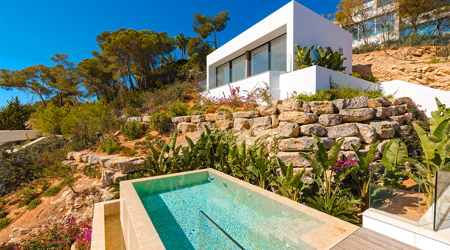 Newly Constructed, Unrivaled Luxury Villa with Spectacular Views and a Stylish Guest House for Sale, Ibiza - A few Minutes by Car to the Sandy Beach Cala Olivera with its Charming Chiringuito