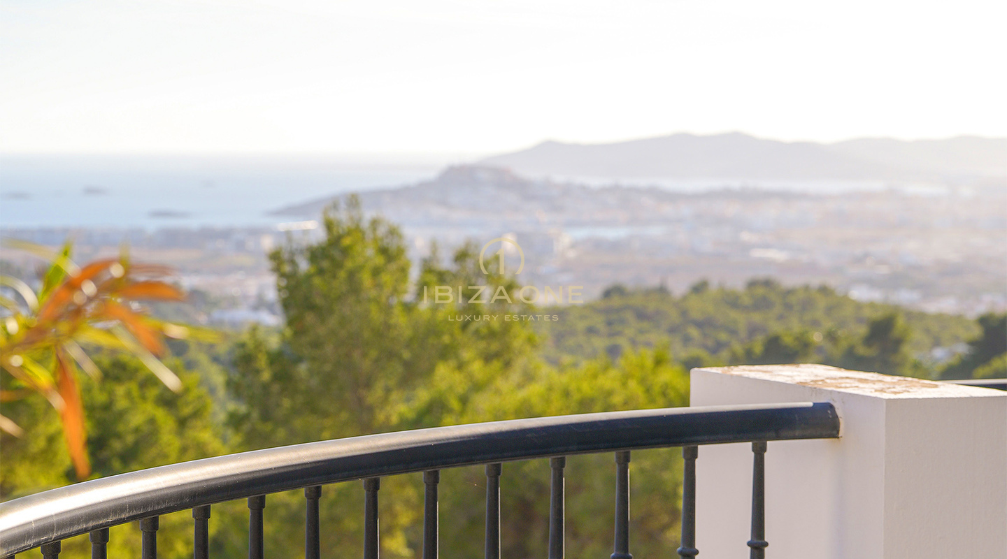 Bellissimo attico doppio di lusso con piscina privata e ampia terrazza con vista mare in vendita a Ibiza - Bellissimo attico doppio di lusso con piscina privata e ampia terrazza con vista mare in affitto a Ibiza
