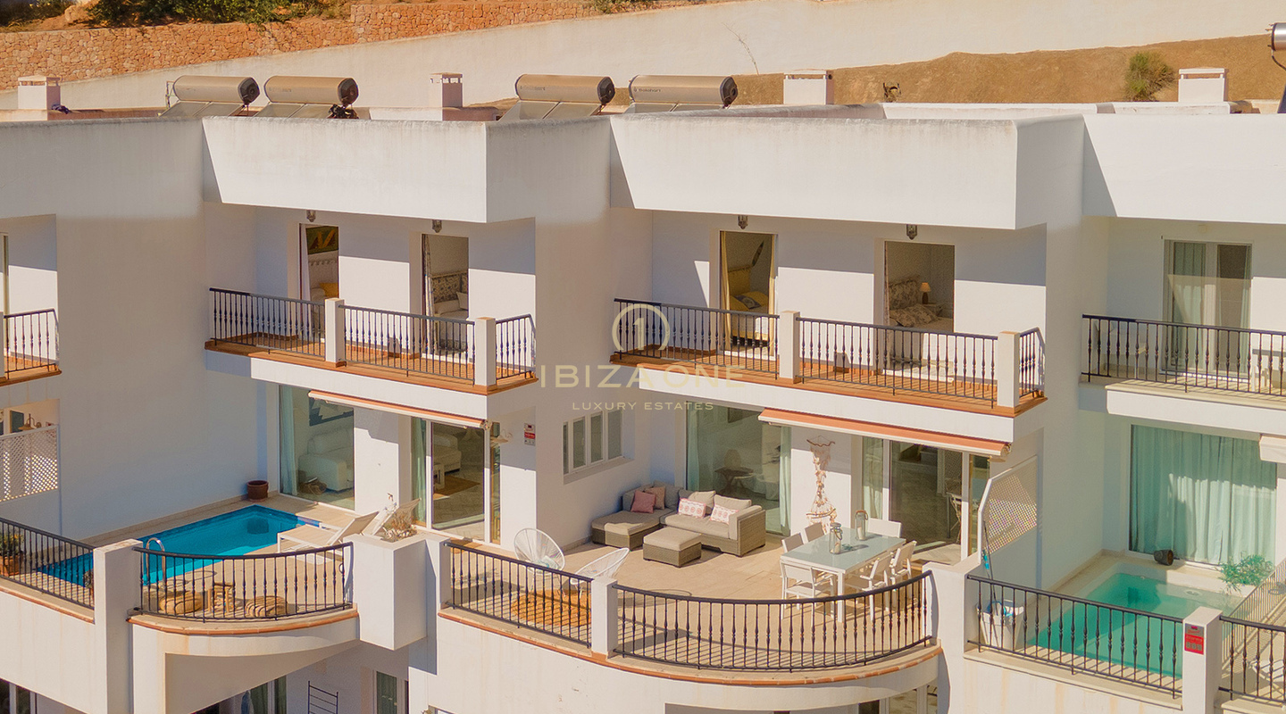 Bellissimo attico doppio di lusso con piscina privata e ampia terrazza con vista mare in vendita a Ibiza - Bellissimo attico doppio di lusso con piscina privata e ampia terrazza con vista mare in affitto a Ibiza