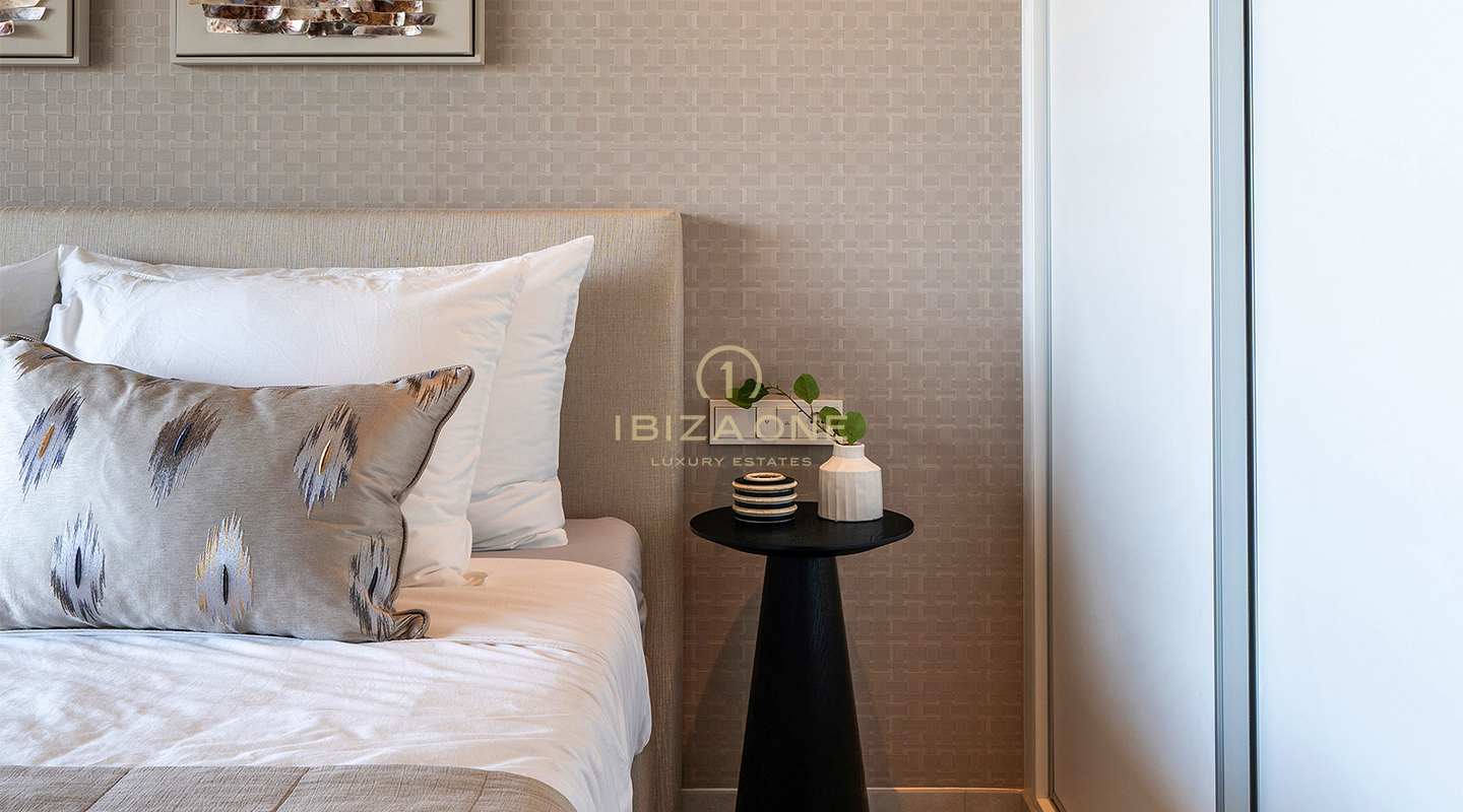 Ultraluxe appartement op de eerste rijbaan in een prestigieus complex aan zee te koop - met uitzicht op de zonsondergang, Ibiza
Gereserveerd