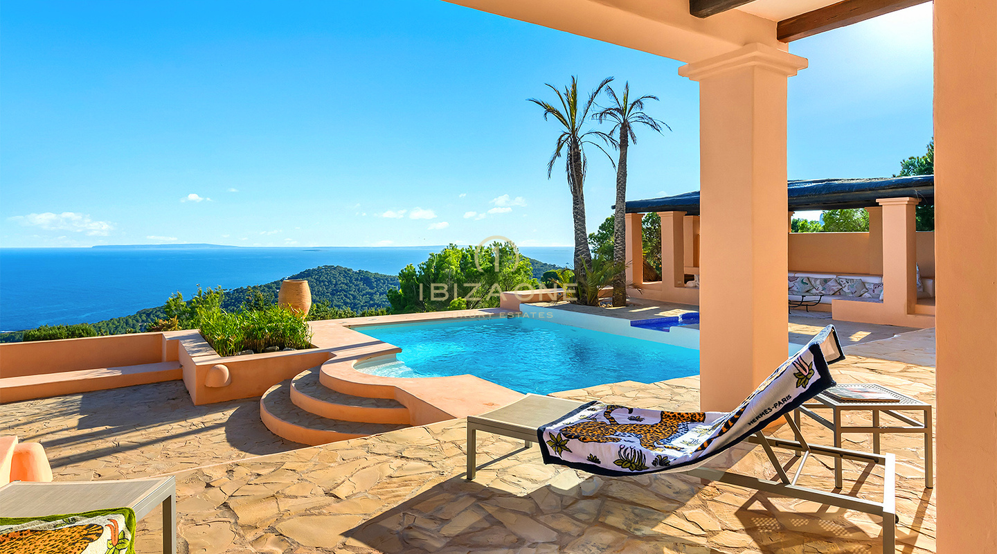 Squisita villa di lusso a Ibiza con vista panoramica sul mare in vendita, Ibiza