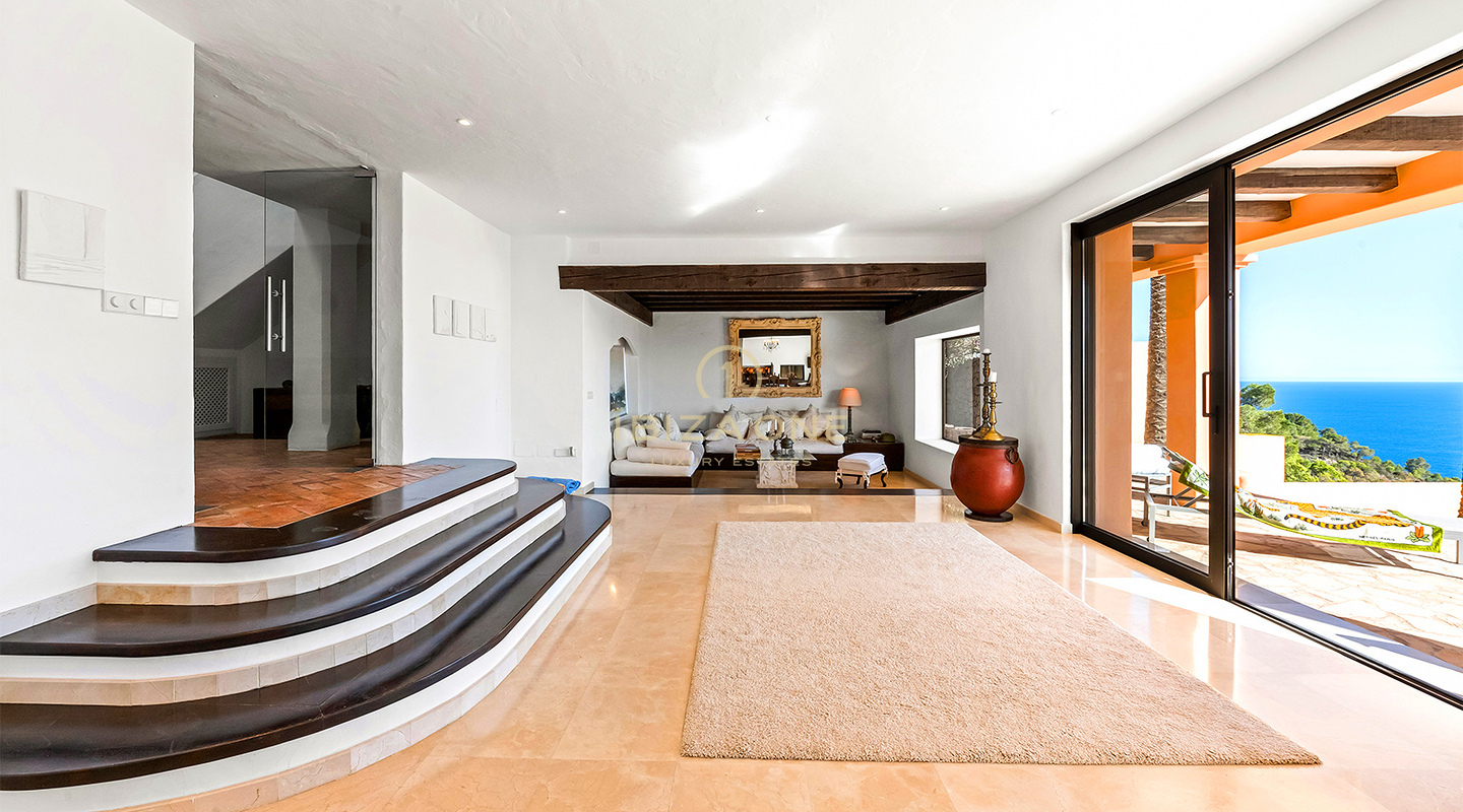 Superbe villa de luxe à Ibiza avec vue panoramique sur la mer à vendre, Ibiza