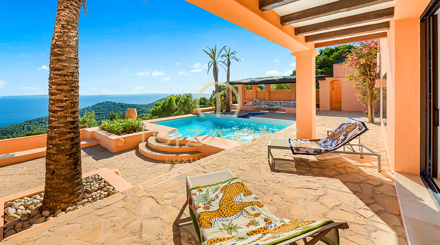 Exquisite Luxusvilla auf Ibiza mit Panoramablick auf das Meer zu verkaufen, Ibiza