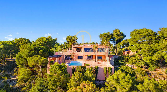 Exquisite Luxusvilla auf Ibiza mit Panoramablick auf das Meer zu verkaufen, Ibiza