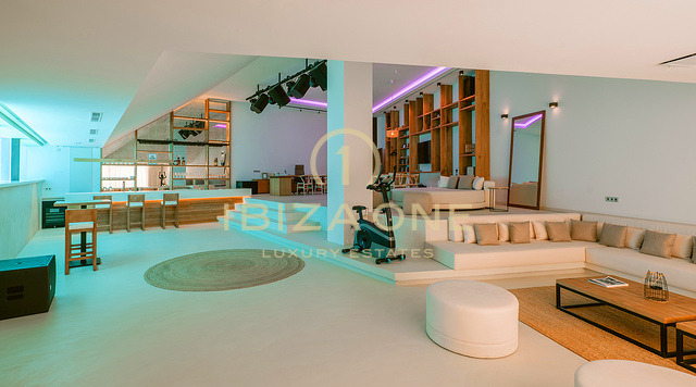 Belle et très moderne villa de luxe dans la communauté fermée exclusive de Can Rimbau avec une vue magnifique sur la mer à vendre, Ibiza