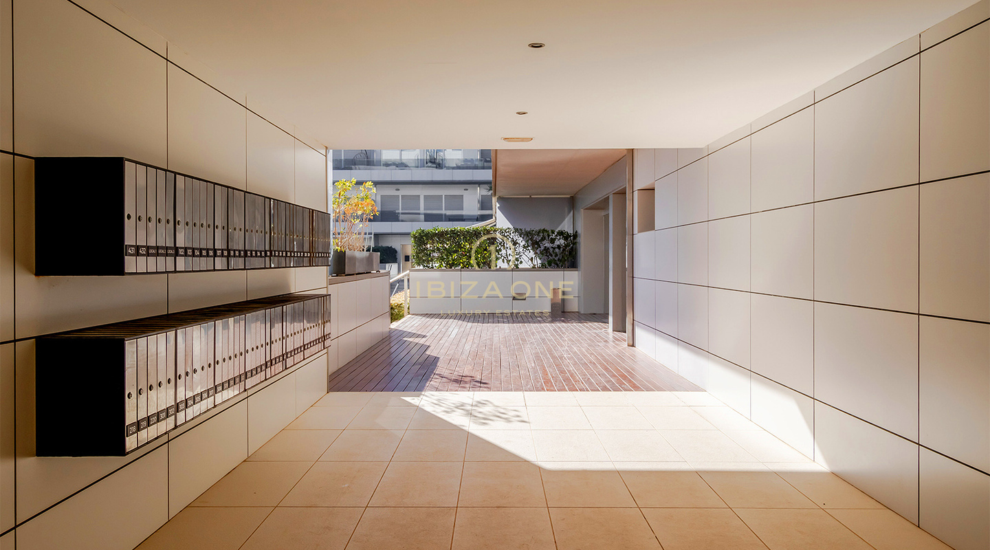 Appartement luxueux de 2 chambres à Royal Beach avec piscine et plage à vendre, Ibiza