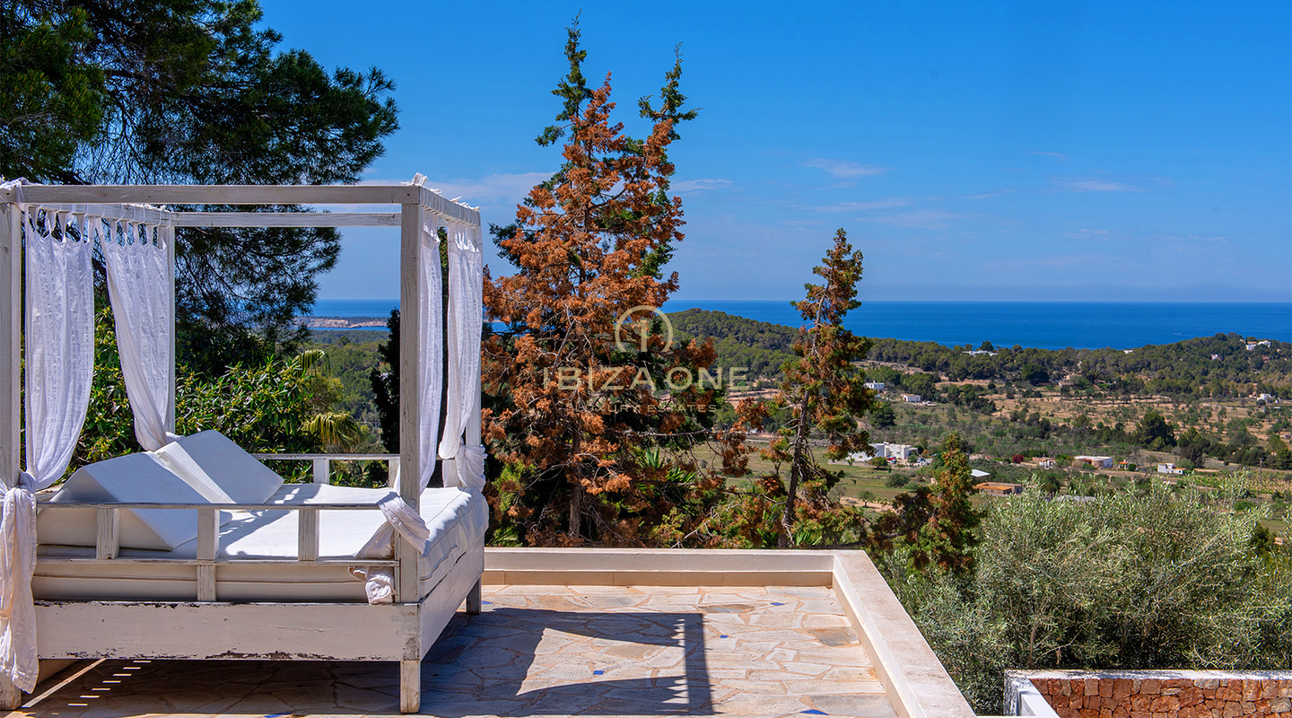 Belle et moderne villa de luxe à proximité des plages de Cala Conte et Cala Bassa à vendre, Ibiza