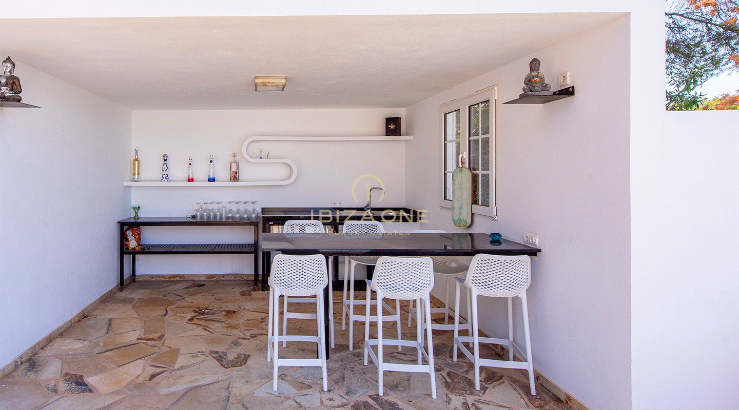 Belle et moderne villa de luxe à proximité des plages de Cala Conte et Cala Bassa à vendre, Ibiza