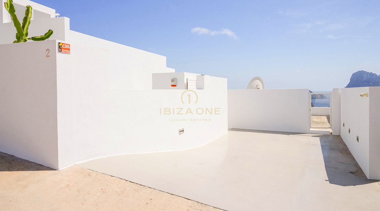 Proprietà moderna unica e lussuosa con vista mozzafiato sul mare in vendita, Ibiza